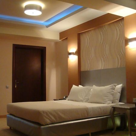 Odyssey Hotel & Spa Айя-Евфимия Экстерьер фото