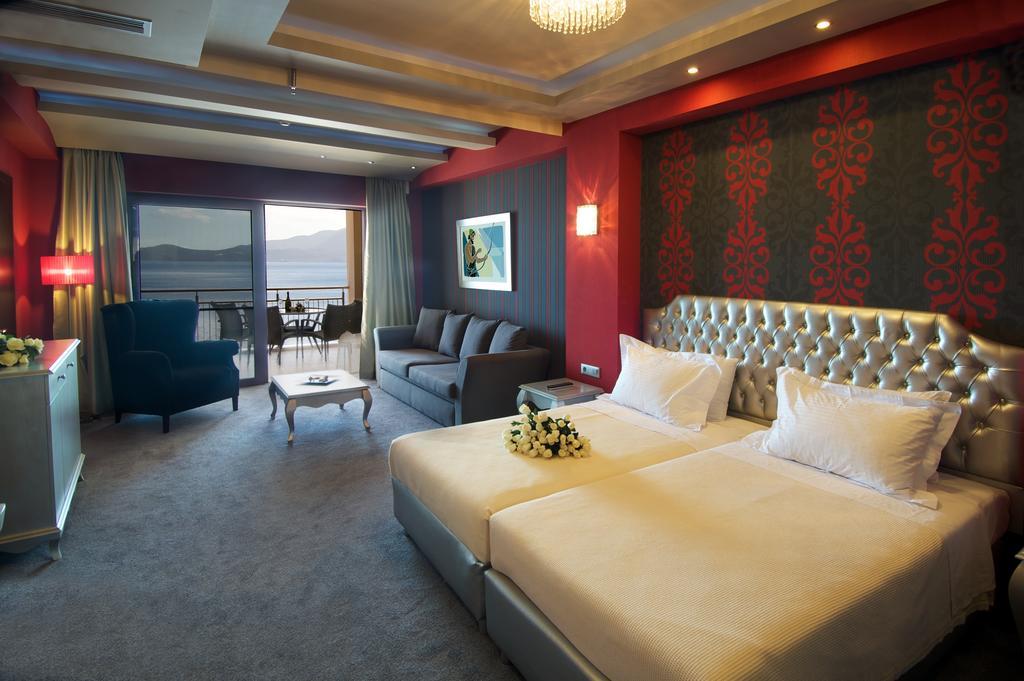 Odyssey Hotel & Spa Айя-Евфимия Экстерьер фото