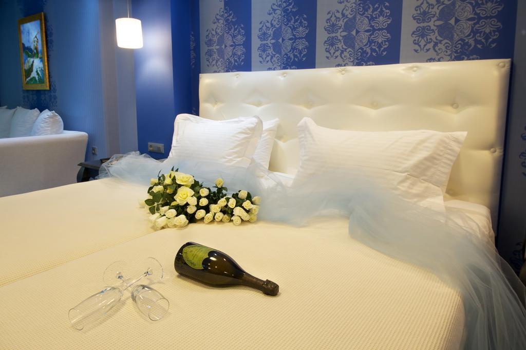 Odyssey Hotel & Spa Айя-Евфимия Экстерьер фото