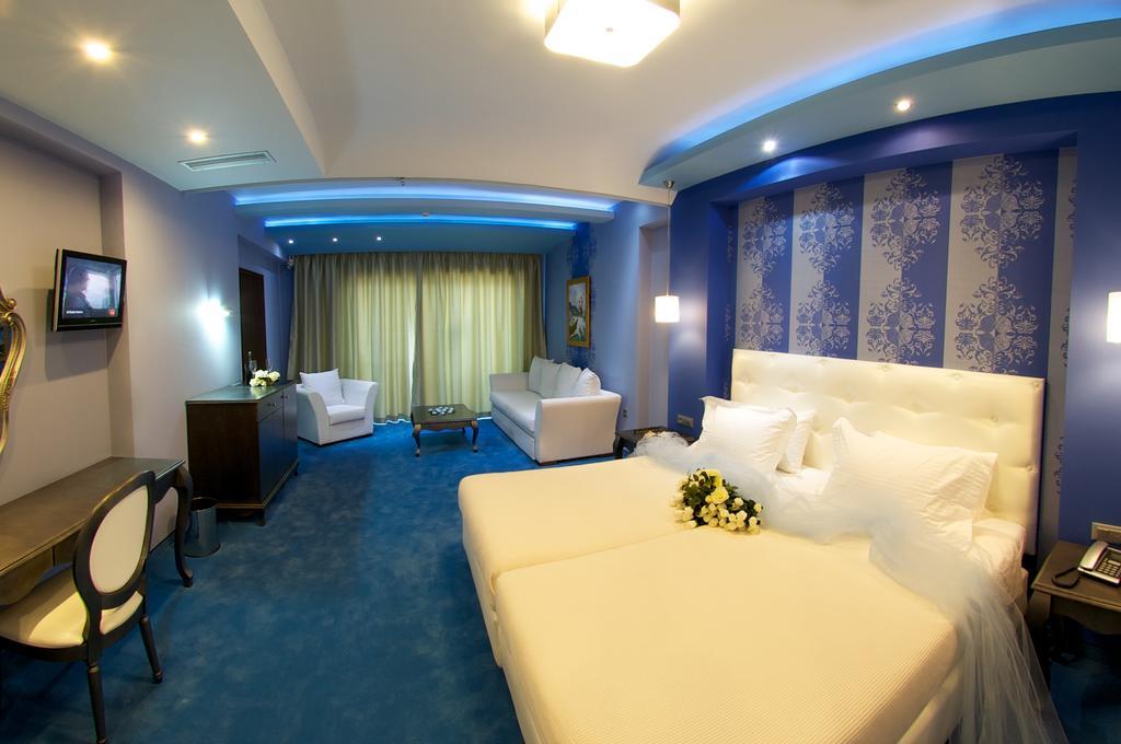 Odyssey Hotel & Spa Айя-Евфимия Экстерьер фото