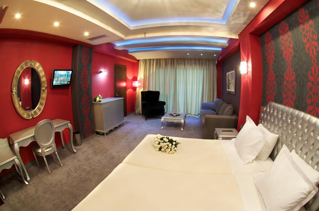 Odyssey Hotel & Spa Айя-Евфимия Экстерьер фото