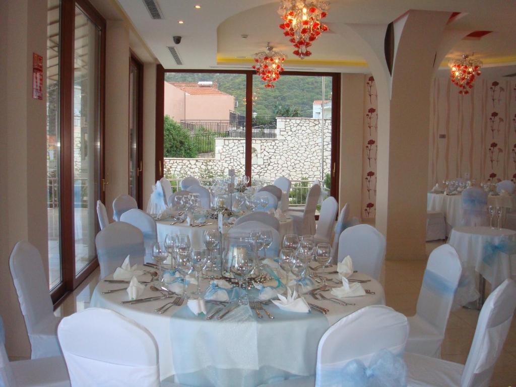 Odyssey Hotel & Spa Айя-Евфимия Экстерьер фото