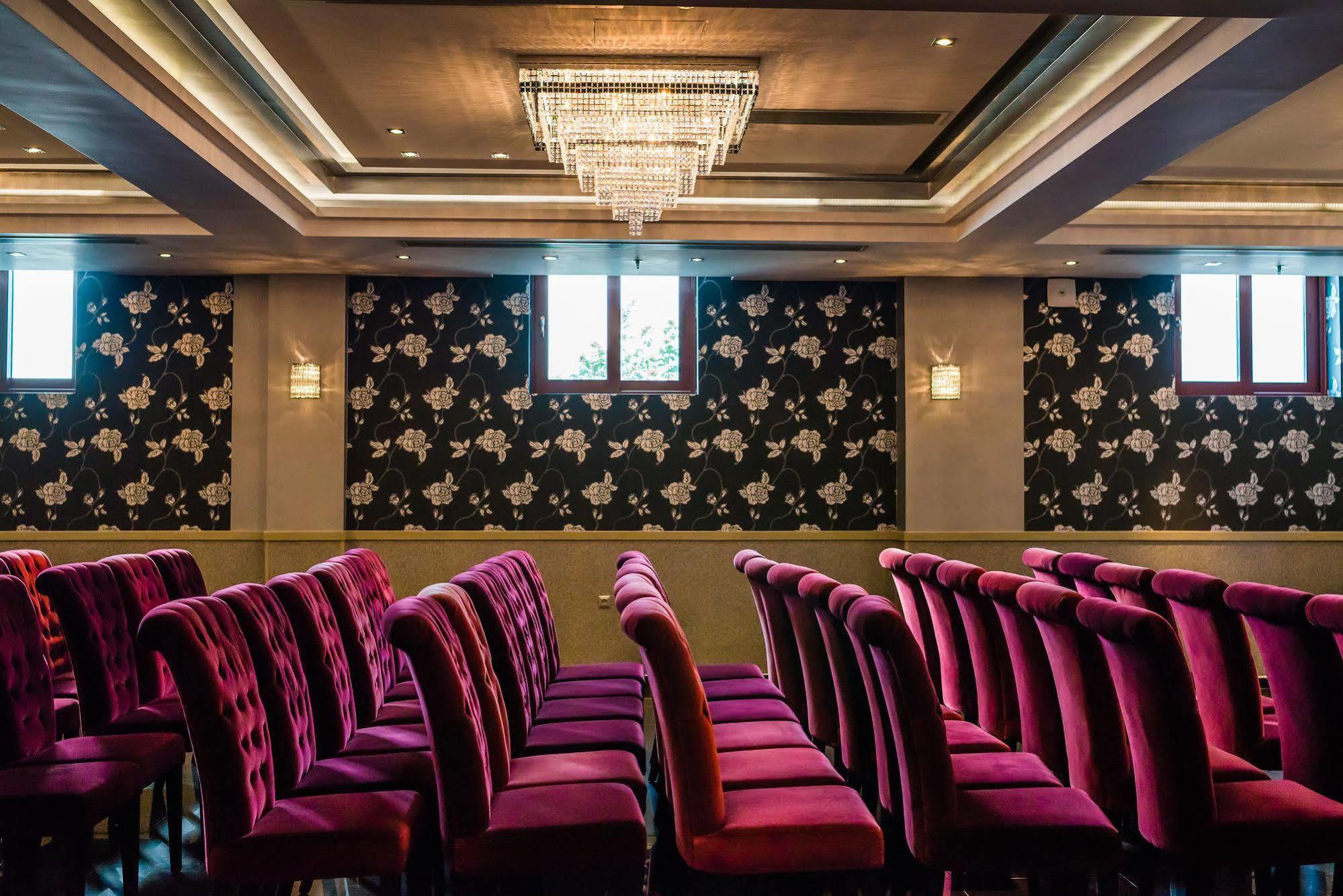 Odyssey Hotel & Spa Айя-Евфимия Экстерьер фото