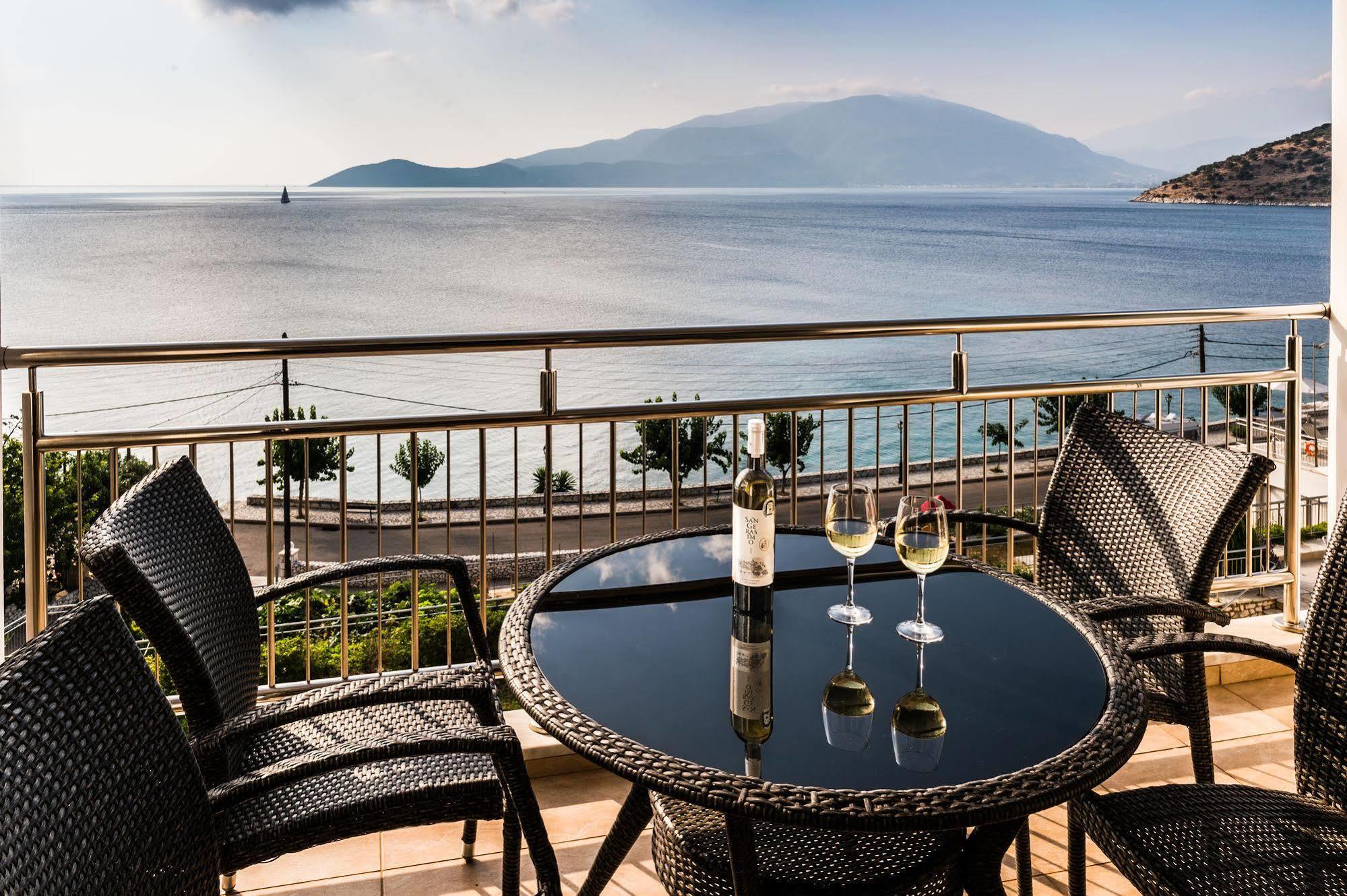 Odyssey Hotel & Spa Айя-Евфимия Экстерьер фото
